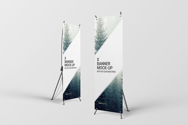 Ilustrasi Standing Banner (Photo by Creative Market)